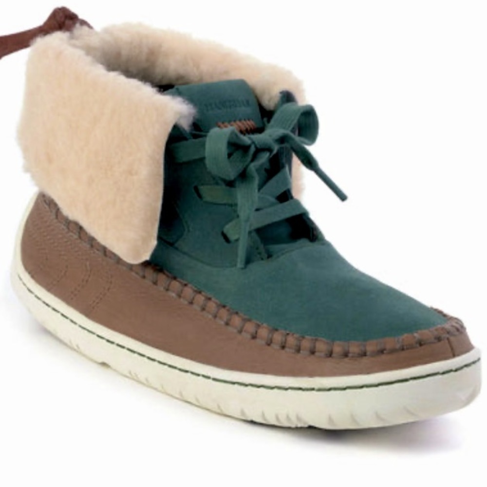 BRAND NEW- Waterproof, Manitobah Skoden Ankle Boot